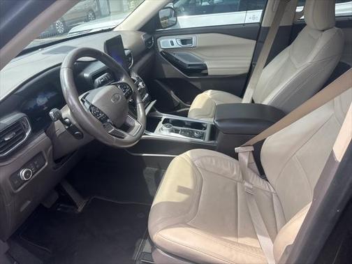 2022 Ford Explorer Platinum