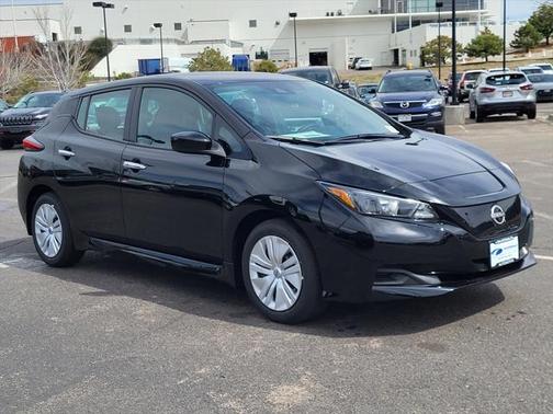 2025 Nissan Leaf S