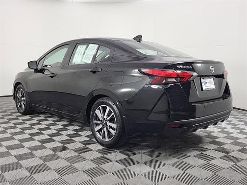 2021 Nissan Versa 1.6 SV