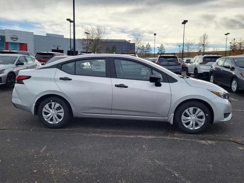 2025 Nissan Versa 1.6 S