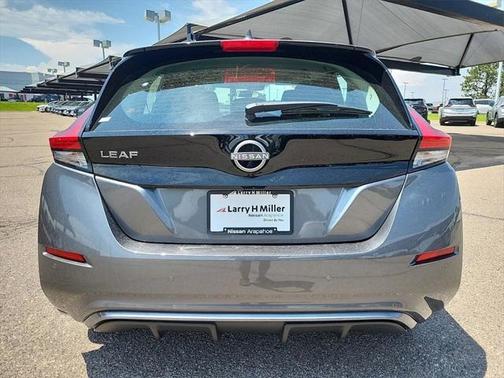 2025 Nissan Leaf S