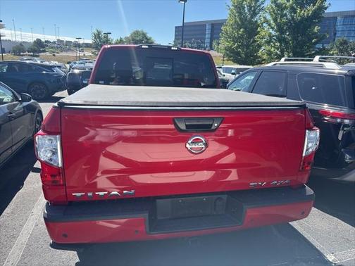 2021 Nissan Titan SV