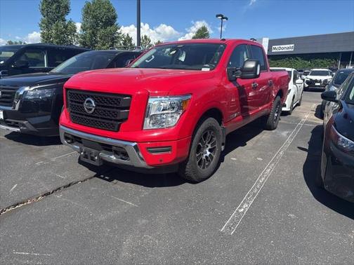 2021 Nissan Titan SV