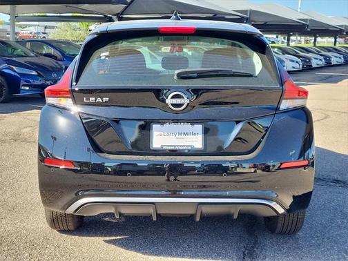 2025 Nissan Leaf S