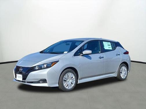 2025 Nissan Leaf S
