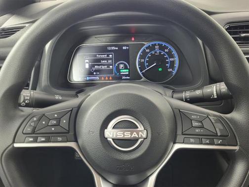 2025 Nissan Leaf S
