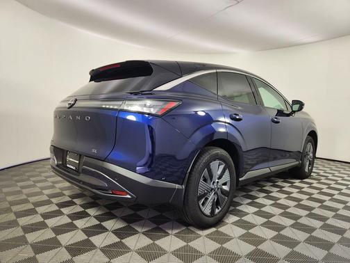 Deep Ocean Blue Pearl/Super Black 2025 Nissan Murano SL