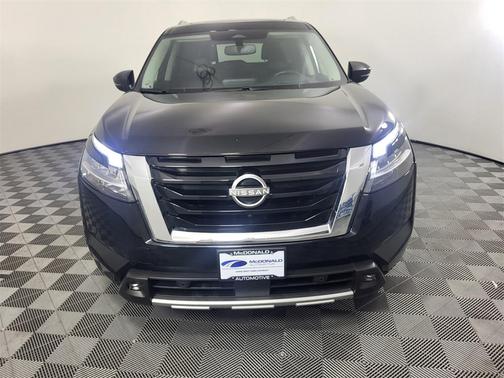 2022 Nissan Pathfinder Platinum 4WD