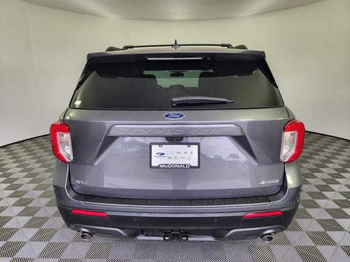 Carbonized Gray Metallic 2023 Ford Explorer XLT