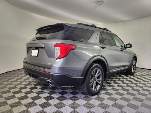 Carbonized Gray Metallic 2023 Ford Explorer XLT