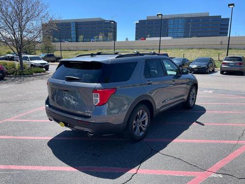 Carbonized Gray Metallic 2023 Ford Explorer XLT