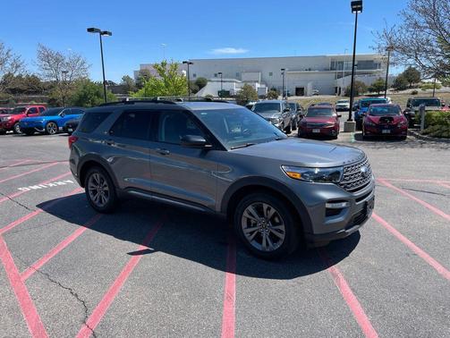 Carbonized Gray Metallic 2023 Ford Explorer XLT