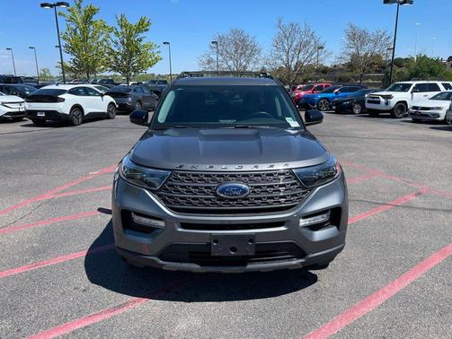 Carbonized Gray Metallic 2023 Ford Explorer XLT