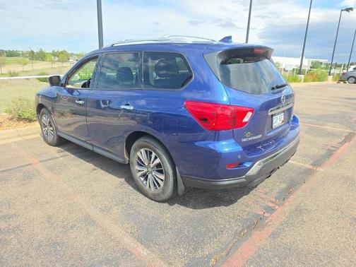 Caspian Blue Metallic 2020 Nissan Pathfinder SL