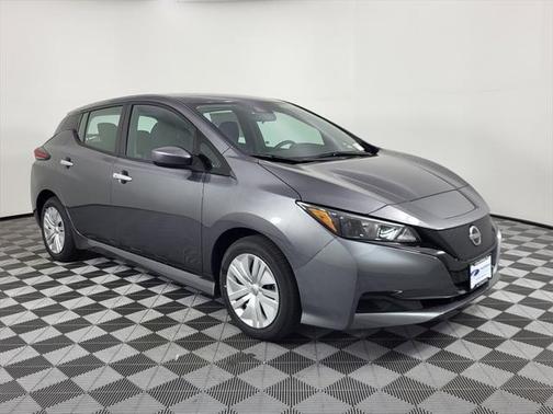 2025 Nissan Leaf S