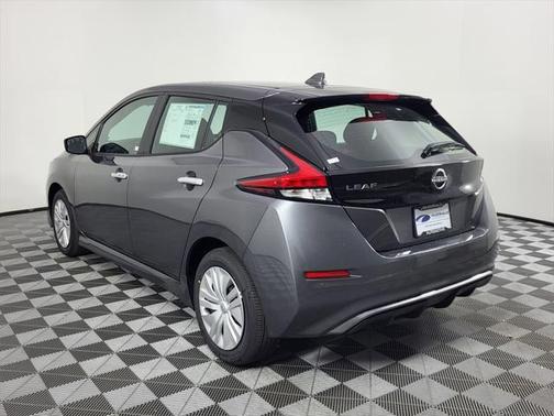 2025 Nissan Leaf S