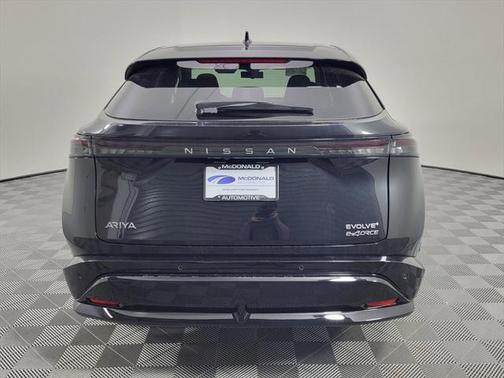 2025 Nissan ARIYA EVOLVE+