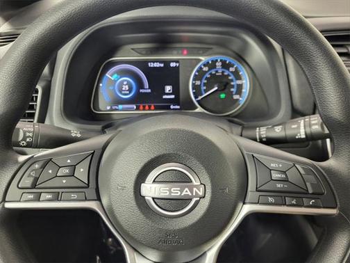 2025 Nissan Leaf S