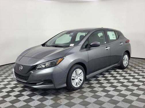 2025 Nissan Leaf S