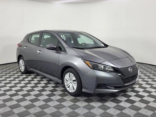 2025 Nissan Leaf S