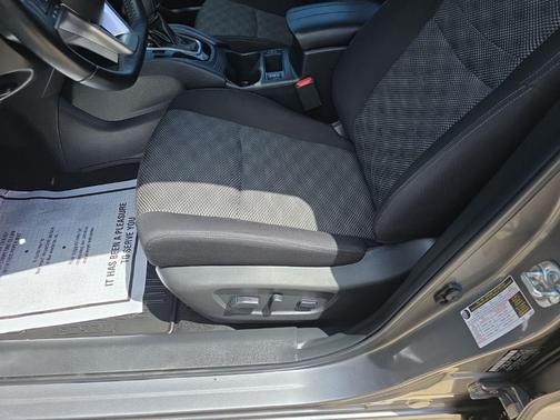 Gun Metallic 2021 Nissan Rogue Sport SV