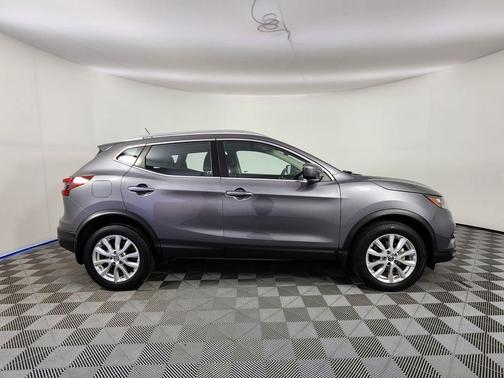 Gun Metallic 2021 Nissan Rogue Sport SV