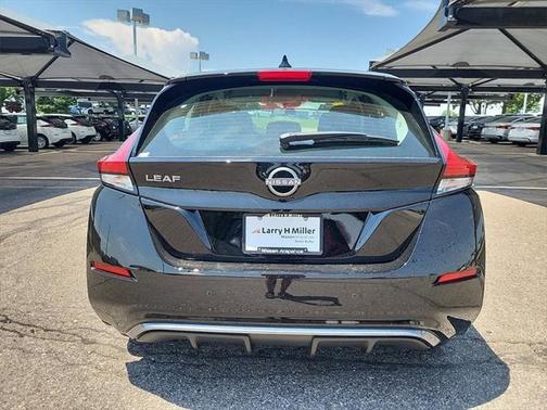 2025 Nissan Leaf S