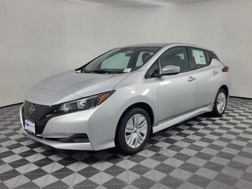 2025 Nissan Leaf S