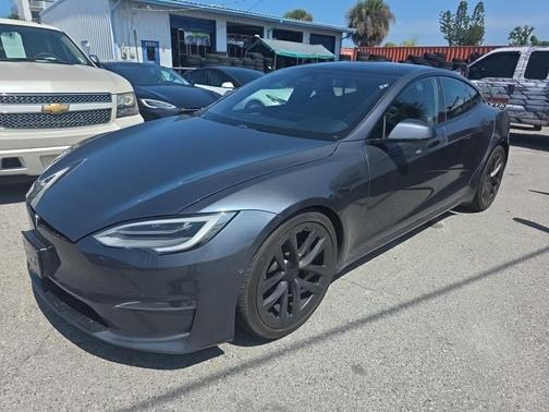 Midnight Silver Metallic 2021 Tesla Model S Plaid