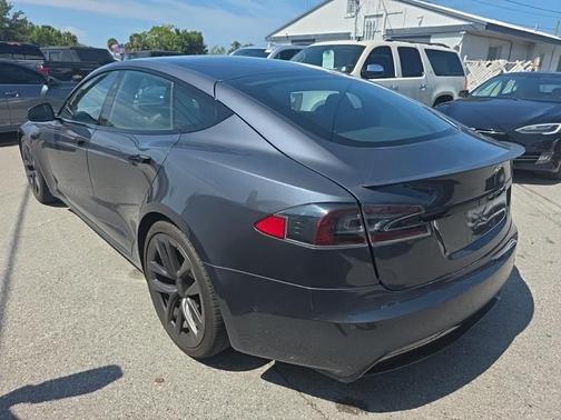 Midnight Silver Metallic 2021 Tesla Model S Plaid