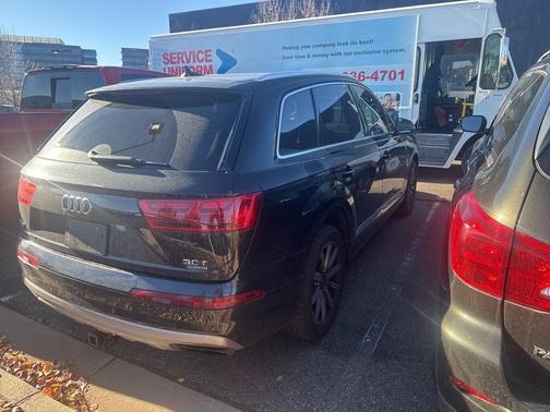 2017 Audi Q7 3.0T Premium