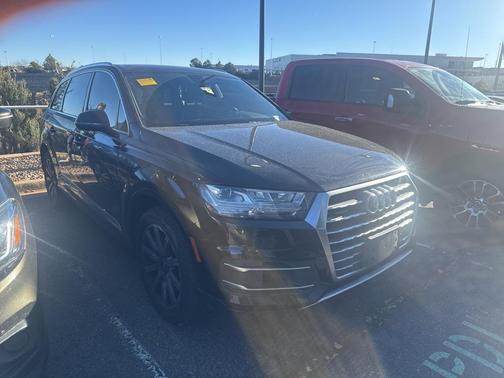 2017 Audi Q7 3.0T Premium