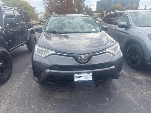 2017 Toyota RAV4 LE