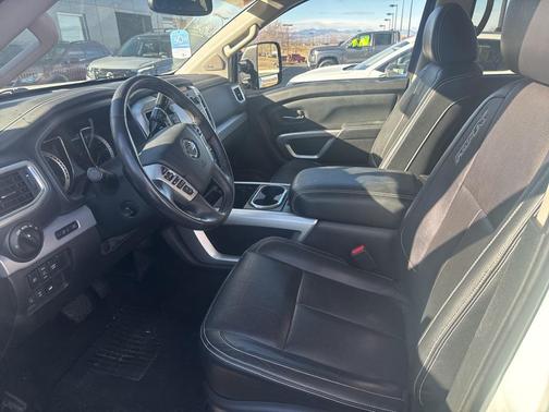 2019 Nissan Titan XD PRO-4X