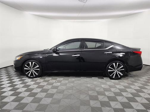 2020 Nissan Altima Platinum VC-Turbo FWD