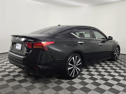 2020 Nissan Altima Platinum VC-Turbo FWD