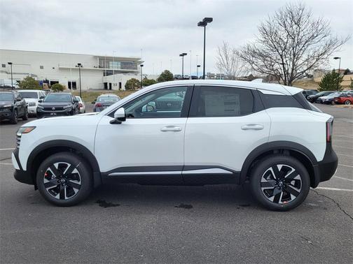 2025 Nissan Kicks SV