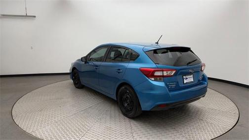 2017 Subaru Impreza 2.0i