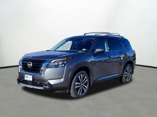 2025 Nissan Pathfinder Platinum 4WD