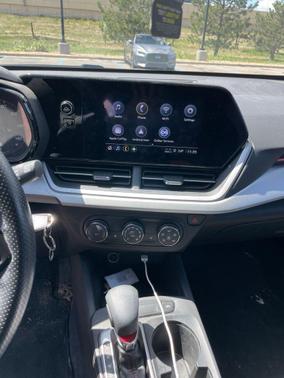 Sterling Gray Metallic 2024 Chevrolet Trax FWD 1RS