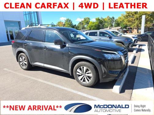 2022 Nissan Pathfinder SL 4WD