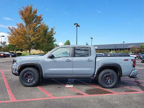 2025 Nissan Frontier PRO-4X