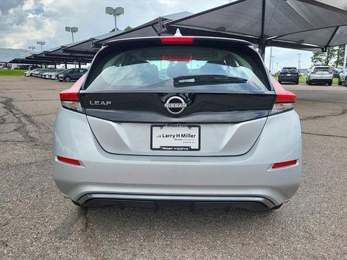 2025 Nissan Leaf S