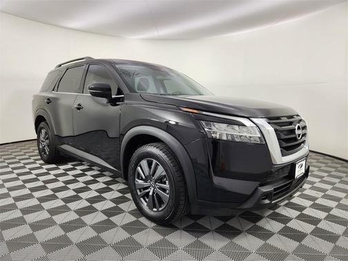 2022 Nissan Pathfinder SV 4WD