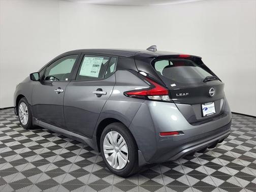2025 Nissan Leaf S