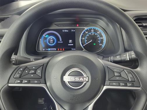 2025 Nissan Leaf S