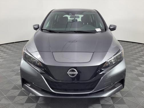 2025 Nissan Leaf S