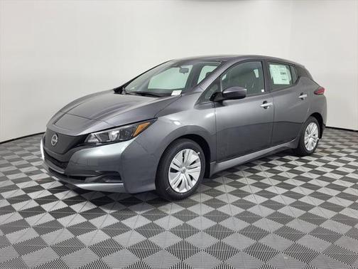 2025 Nissan Leaf S