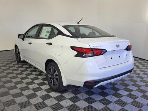 2025 Nissan Versa 1.6 S