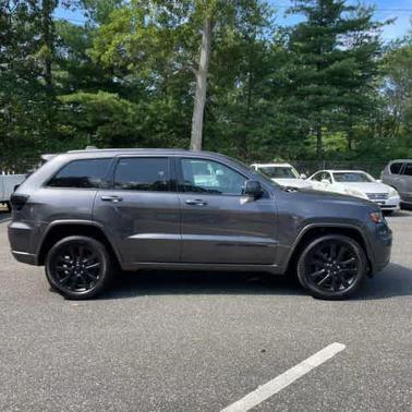 2017 Jeep Grand Cherokee Altitude